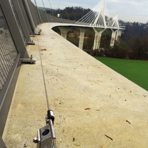 VERTIC's ALTILIGNE horizontal lifeline system - Pont de la Poya's bridge in Switzerland